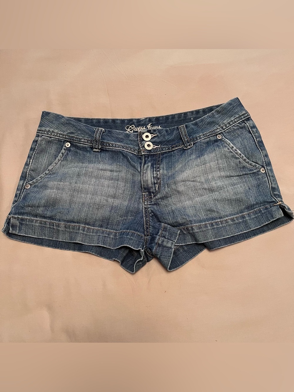 Guess Faded Woman’s Blue Y2K Low-Rise Denim Shorts